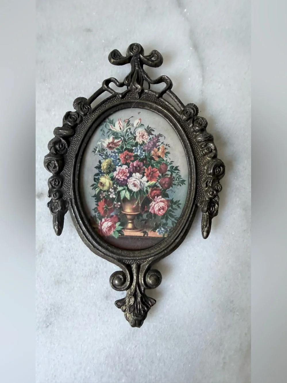 N/A decorative oval